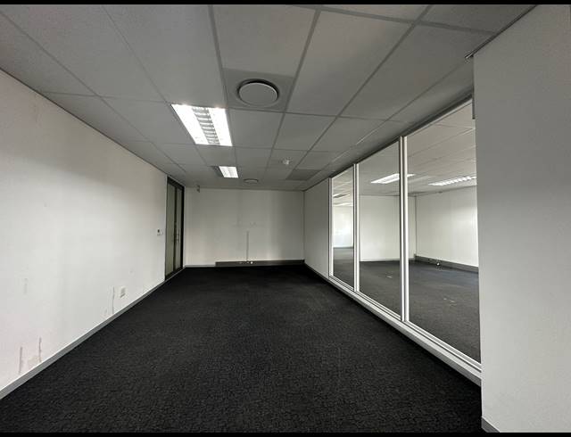 326M² OFFICE TO LET IN ECO PARK ESTATE